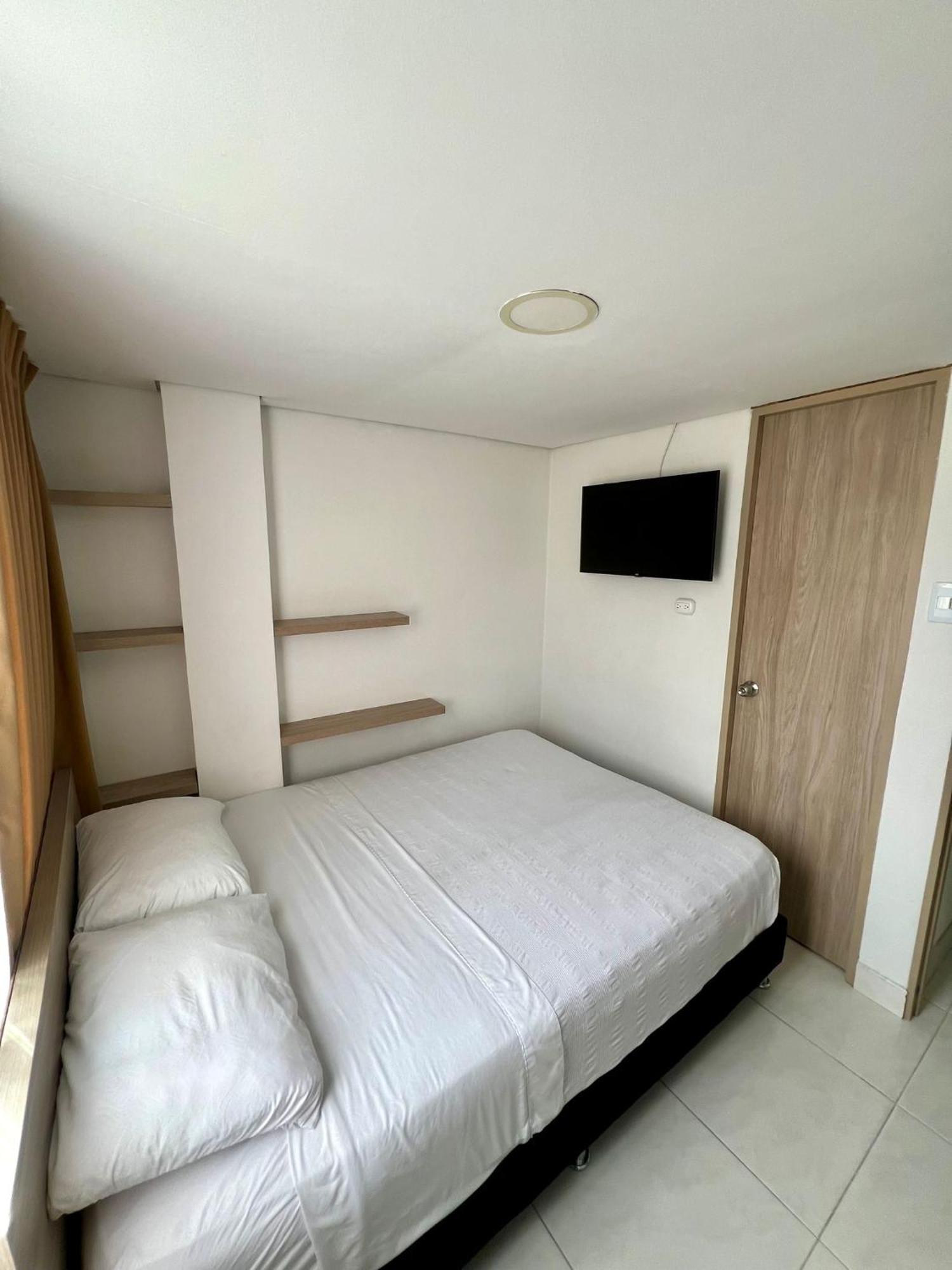 Hotel Adel มานิซาเลส ภายนอก รูปภาพ